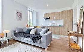 1 Appartement 3P Ideal Famille Travail Renove Lumineux Parking Gratuit